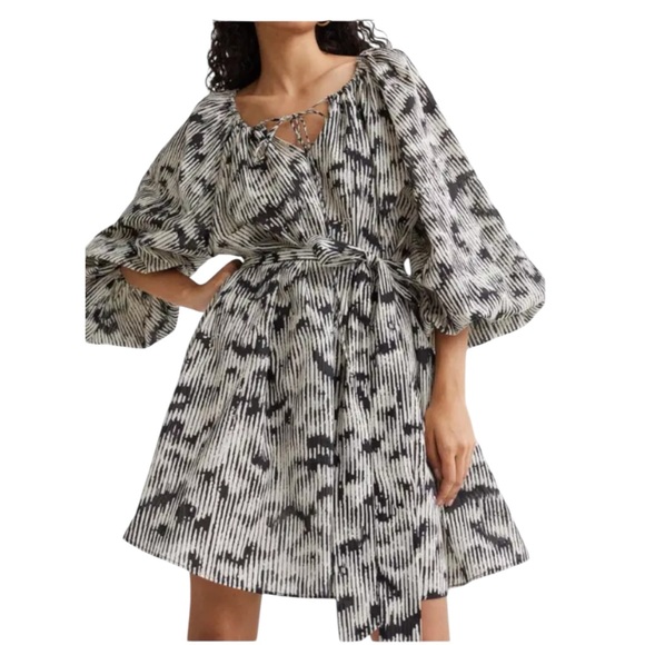 H&M Oversized Voluminous Mini Dress Small - Picture 1 of 13